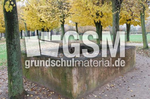 Xanten - Wasserbecken 1.JPG